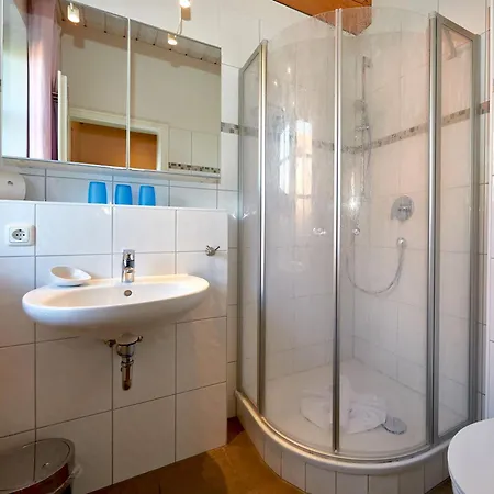 Vila Fachwerkhaeuser Seedorf - Haushaelfte 